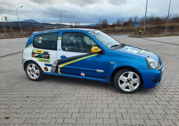 Renault Clio cena 35500 przebieg: 5000, rok produkcji 2002 z Wałbrzych małe 137